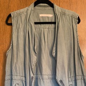 Army green lightweight vest